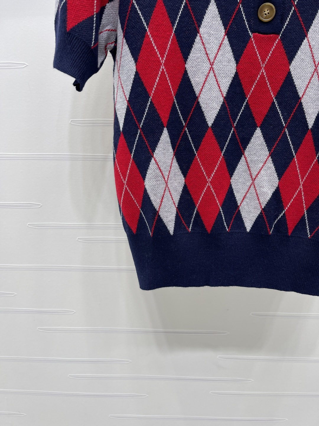 Women's short sleeves